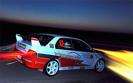 Kim Madsen og Kasper Sørensen kørte en forrygende nat-etape i deres Mitsubishi i første løb til DM i rally